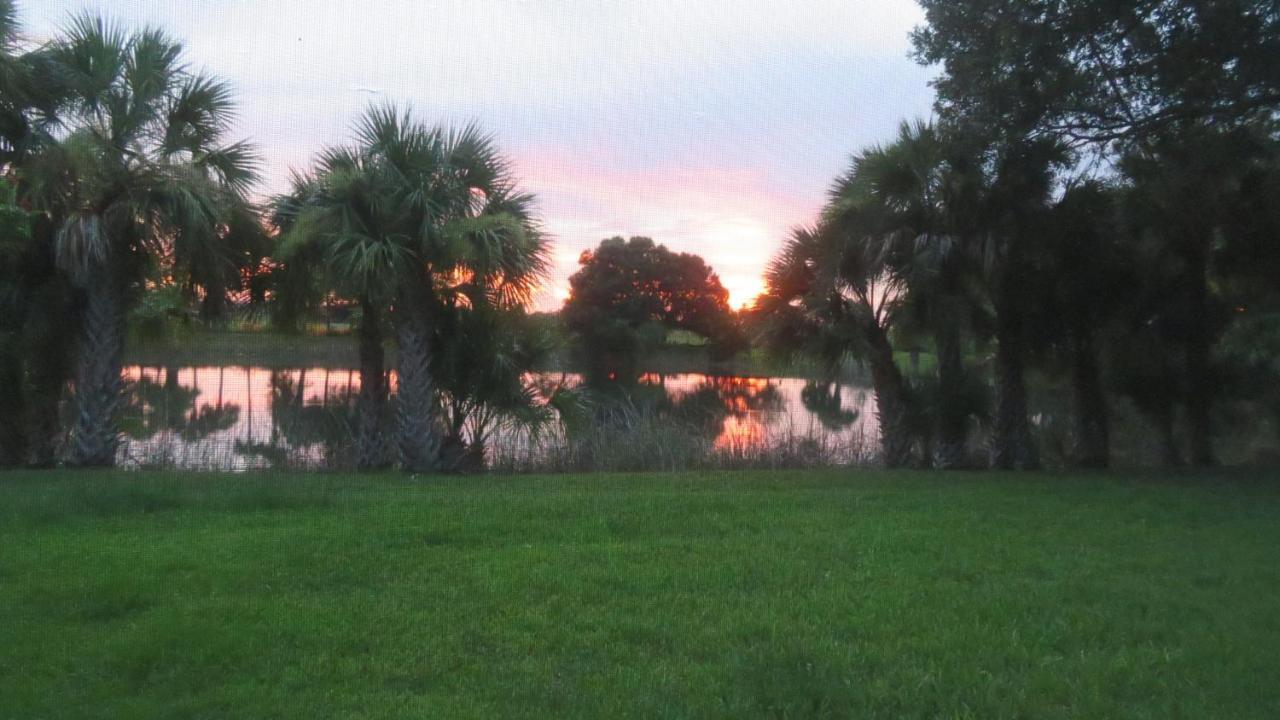 Luxury 3-Bedroom Home Near Beaches With Pool Vero Beach Bagian luar foto