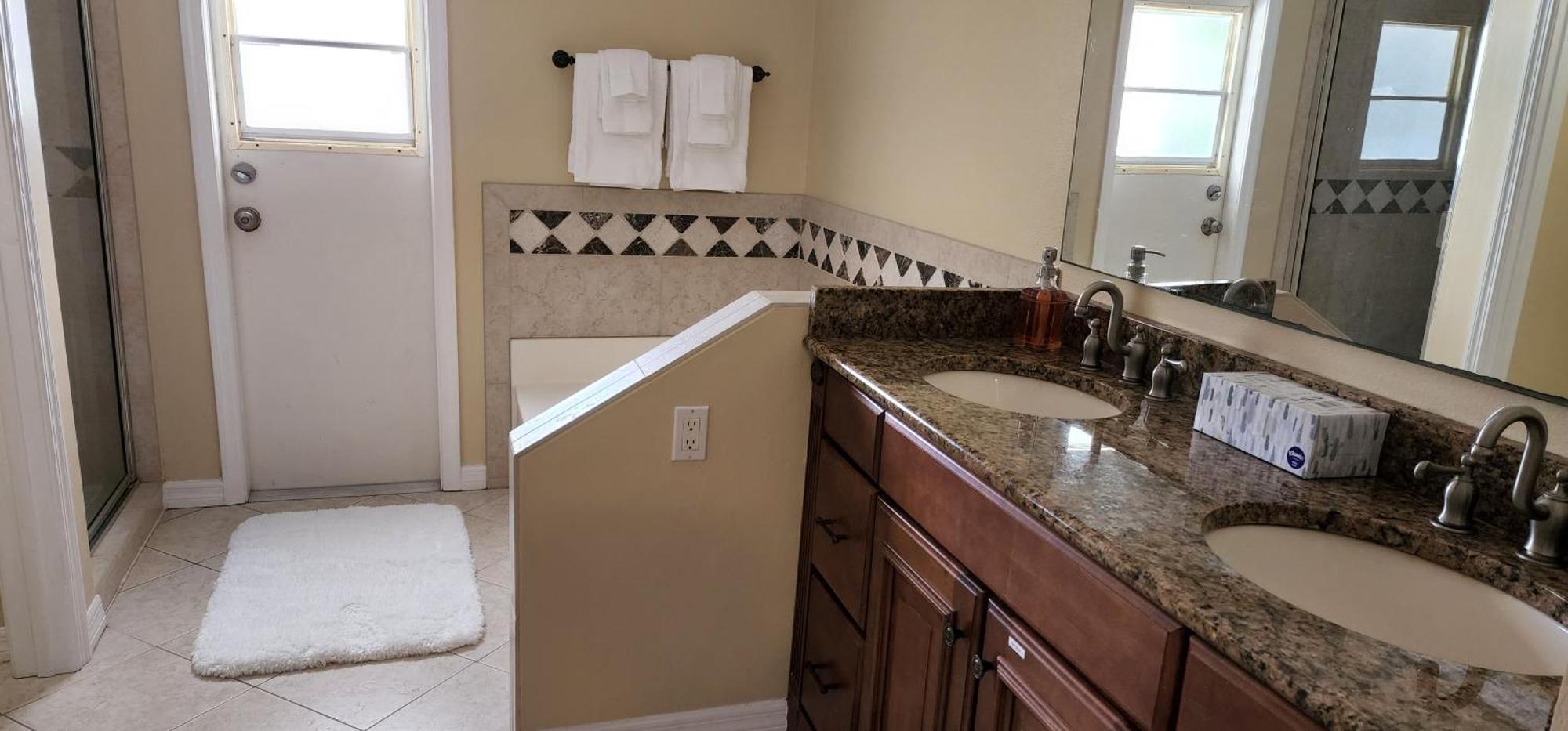 Luxury 3-Bedroom Home Near Beaches With Pool Vero Beach Bagian luar foto