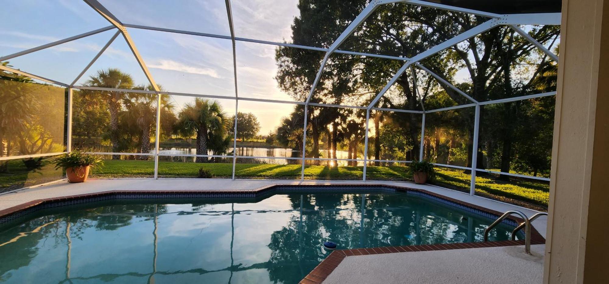 Luxury 3-Bedroom Home Near Beaches With Pool Vero Beach Bagian luar foto